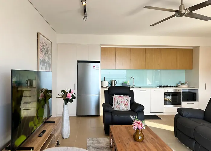 Sea Pearl Apartment At Waterfront